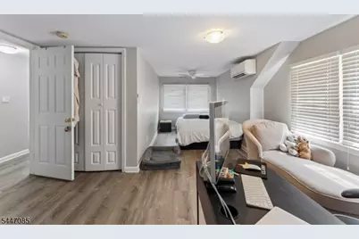 111 Yale Ter, Linden, NJ 07036 - Photo 19