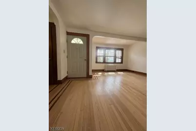 613 Martense Ave, Teaneck Township, NJ 07666 - Photo 5