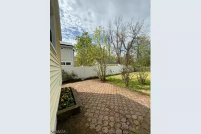 613 Martense Ave, Teaneck Township, NJ 07666 - Photo 23