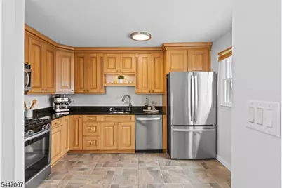 90 Maryknoll Rd, Woodbridge Township, NJ 08840 - Photo 13
