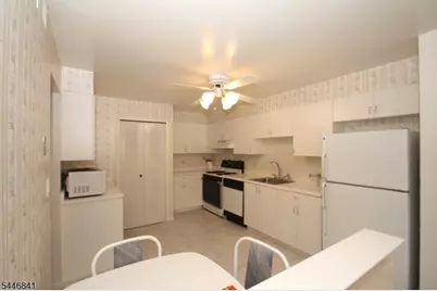27 Gracie Rd, East Hanover Township, NJ 07936 - Photo 7