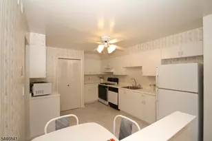 27 Gracie Rd, East Hanover Township, NJ 07936 - Photo 7