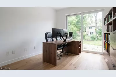 10 Poe Ave, Franklin Township, NJ 08873 - Photo 15