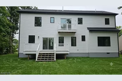 10 Poe Ave, Franklin Township, NJ 08873 - Photo 29