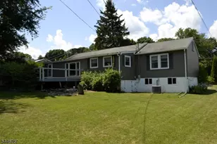 238 Fairview Ave, Hampton Township, NJ 07860 - Photo 7