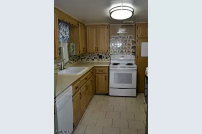 238 Fairview Ave, Hampton Township, NJ 07860 - Photo 19