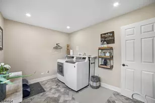 33 Frederick Dr, West Milford, NJ 07480 - Photo 15