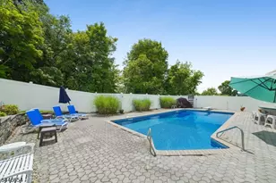 33 Frederick Dr, West Milford, NJ 07480 - Photo 31