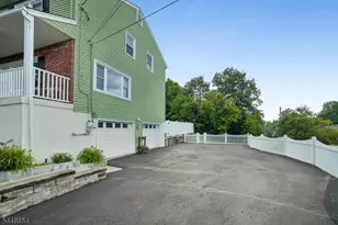 33 Frederick Dr, West Milford, NJ 07480 - Photo 35