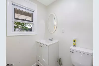 1083 Magnolia Ave, Elizabeth, NJ 07201 - Photo 9