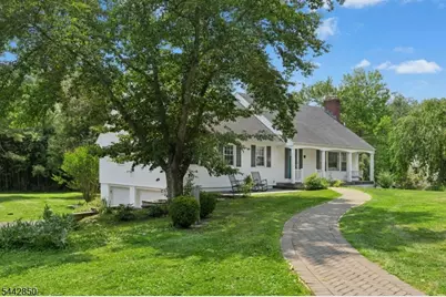 121 Rolling Hill Drive, Long Hill Township, NJ 07946 - Photo 3