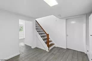 121 Rolling Hill Dr, Long Hill Township, NJ 07946 - Photo 31