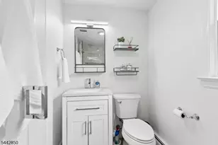 121 Rolling Hill Dr, Long Hill Township, NJ 07946 - Photo 21