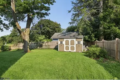 4 Hilltop Way, Essex Fells, NJ 07021 - Photo 33