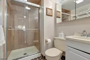 351 Retford Ave, Cranford Township, NJ 07016 - Photo 25