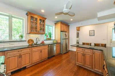 11 N Mountain Ave, Montclair Twp., NJ 07042 - Photo 17