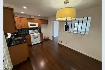 2514 Jackson Ave, Union Township, NJ 07083 - Photo 3