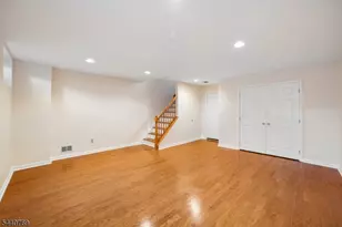 533 Coventry Dr, Nutley, NJ 07110 - Photo 27