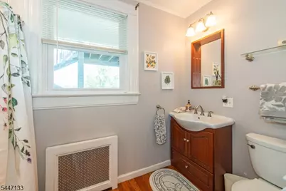 11 N Mountain Ave, Montclair Twp., NJ 07042 - Photo 13