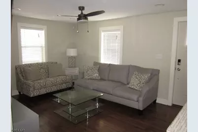 914 Oak St, Roselle, NJ 07203 - Photo 5