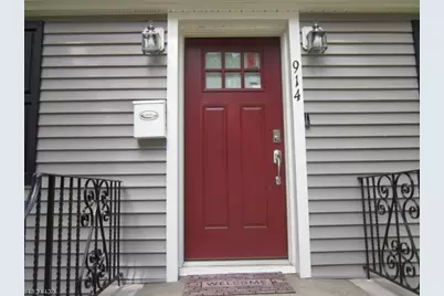 914 Oak St, Roselle, NJ 07203 - Photo 1