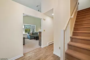 29 Coachlight Dr, Chatham Township, NJ 07928 - Photo 3