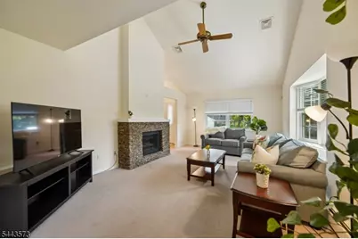 29 Coachlight Dr, Chatham Township, NJ 07928 - Photo 5