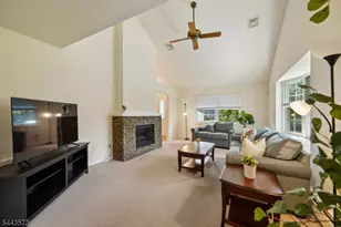 29 Coachlight Dr, Chatham Township, NJ 07928 - Photo 5