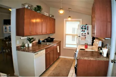 85 Passaic Ave, Ogdensburg, NJ 07439 - Photo 9