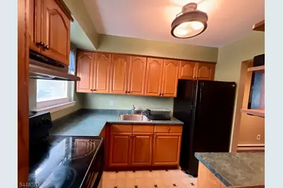 100 Pierson Miller #63, Pompton Lakes, NJ 07442 - Photo 7