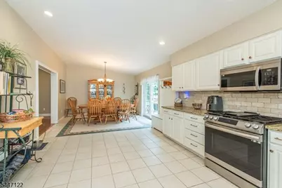 48 Green Ln, Randolph Township, NJ 07869 - Photo 5