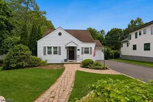 123 Hillside Ave, Livingston, NJ 07039 - Photo 1