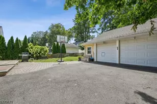 163 Myrtle Ave, Millburn, NJ 07041 - Photo 47