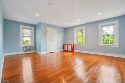 163 Myrtle Ave, Millburn, NJ 07041 - Photo 17