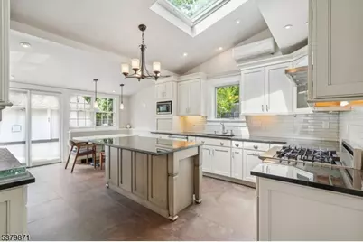 163 Myrtle Ave, Millburn, NJ 07041 - Photo 11