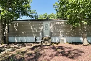 35 Roberts Rd, Toms River Township, NJ 08755 - Photo 3