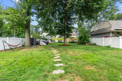 39 Paterson Ave, Clifton, NJ 07014 - Photo 41