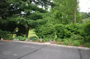 4 Quarry Dr, Woodland Park, NJ 07424 - Photo 23