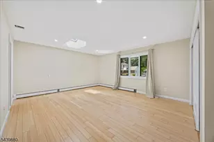 1 Ranch Ct, Saddle Brook Township, NJ 07663 - Photo 5