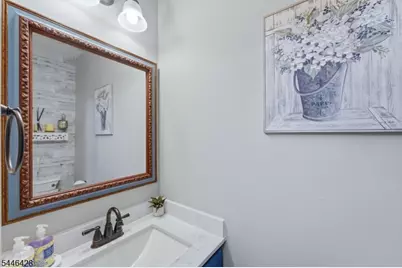 220 Learnington Way, Franklin Township, NJ 08873 - Photo 11