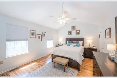20 Bobolink Ct, Wayne, NJ 07470 - Photo 25