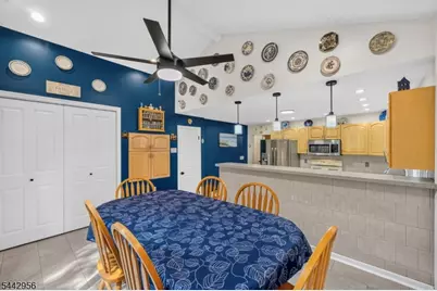 3 Elm Pl, Ringwood, NJ 07456 - Photo 17
