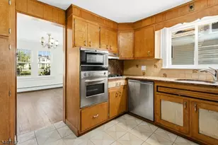 212 Central Ave, Edison Twp., NJ 08817 - Photo 15