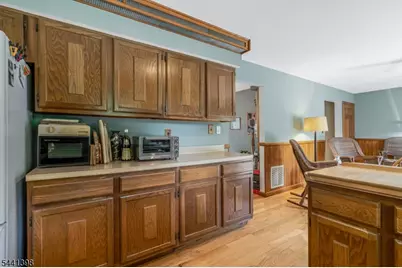 19 Renfro Rd, Franklin Township, NJ 08873 - Photo 17