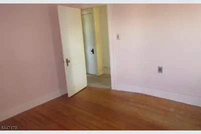 160 Tappan Ave, Belleville, NJ 07109 - Photo 13