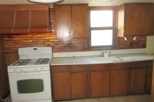 160 Tappan Ave, Belleville, NJ 07109 - Photo 11