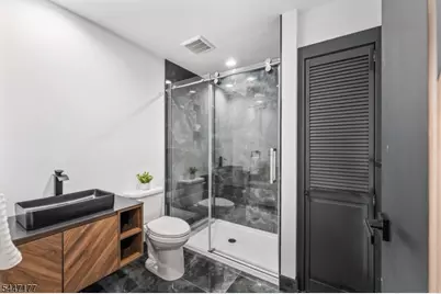 132 Thelma Ter, Linden, NJ 07036 - Photo 19