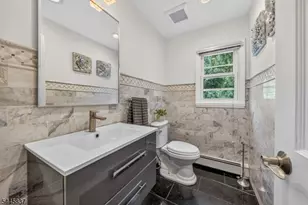 4 Lemans Pl, Montville Township, NJ 07058 - Photo 23