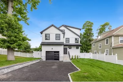 191 Washington Pl, Teaneck Township, NJ 07666 - Photo 3