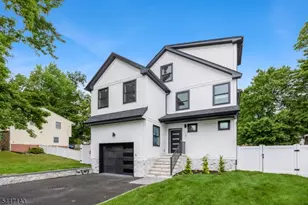 191 Washington Pl, Teaneck Township, NJ 07666 - Photo 1